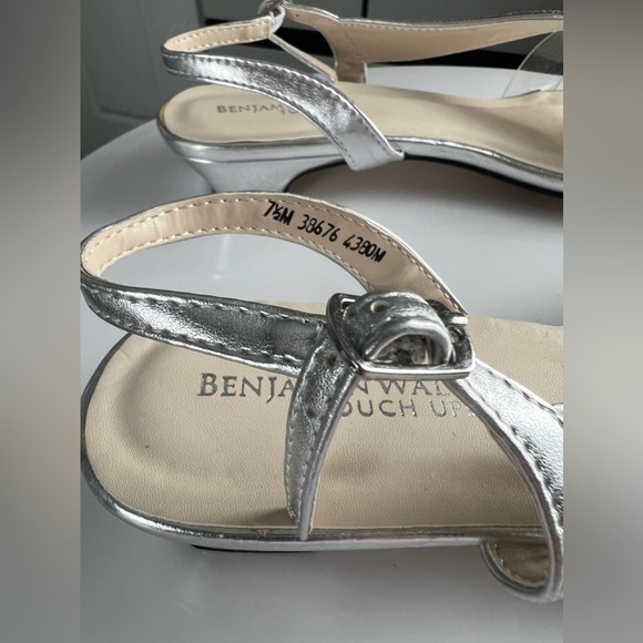 Nwot Benjamin Walk Touch Ups Silver Rhinestone Formal Kitten Heel Shoe Size 7.5 - Picture 12 of 16